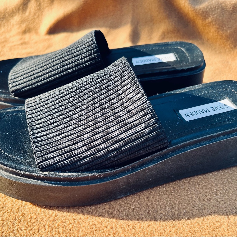 Steve Madden Women’s Black Platform Sandals Size 9.5 EUC